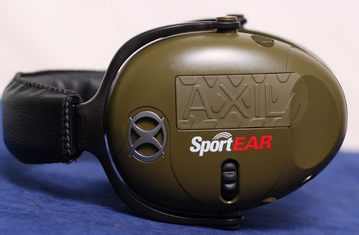 SportEAR M-4 electronic muffs