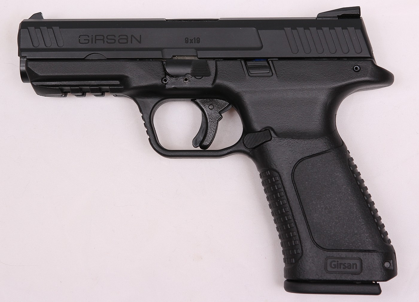 Turkish 9mm pistol